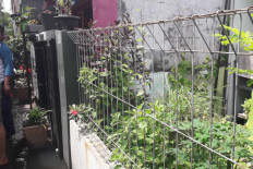 Teenager dies of electrocution as flood hits North Jakarta