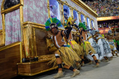 Rio scraps carnival street parties, along with parades
