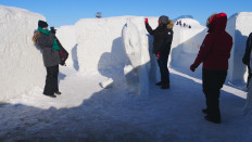 Canadian couple builds world's largest snow maze