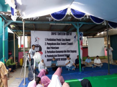 Urban poor group screens and votes for candidates in first ever convention