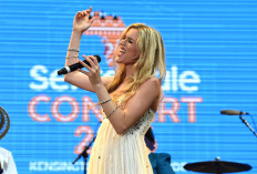 Joss Stone plays 'unofficial gig' in North Korea
