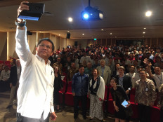  Govt to spend Rp 140 billion on 25,000 digital scholarships this year