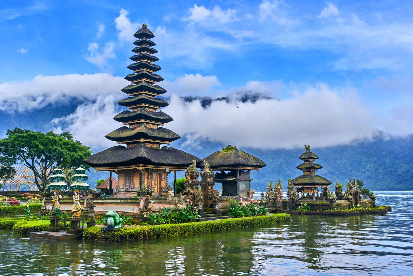 travel bali jakarta