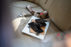 Five things you should never leave in your car