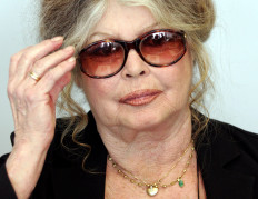 Animal rights activist Brigitte Bardot stirs fury in Reunion with 'racist' comments