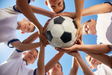 New US research has found that boys who play team sports appear to have larger hippocampal volumes in the brain and fewer symptoms of depression.