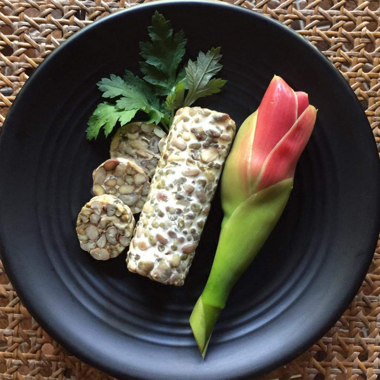 Not your average tempeh: At her tempeh-making workshops, Wida introduced various kinds of tempeh, including tempeh made from five grains – mung beans, red beans, black beans, peanuts and soybeans. 