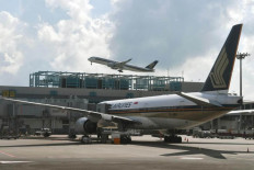 Singapore Airlines flight lands safely amid bomb threat