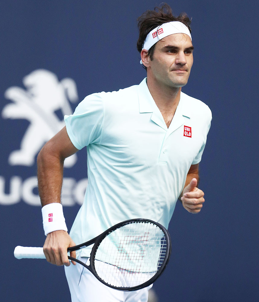 Roger Federer - Roger Federer Battles Past Dan Evans On Return From Knee Injury In Qatar Tennis The Guardian