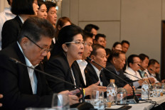 Seven Thai parties form coalition to thwart junta