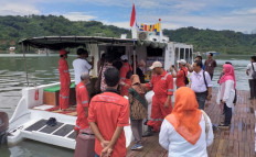 Kimia Farma, Dompet Dhuafa open floating clinic to serve small islands in West Lombok