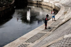 'Sambal' and selfie: What nobody tells you about being a 'bule' in Jakarta