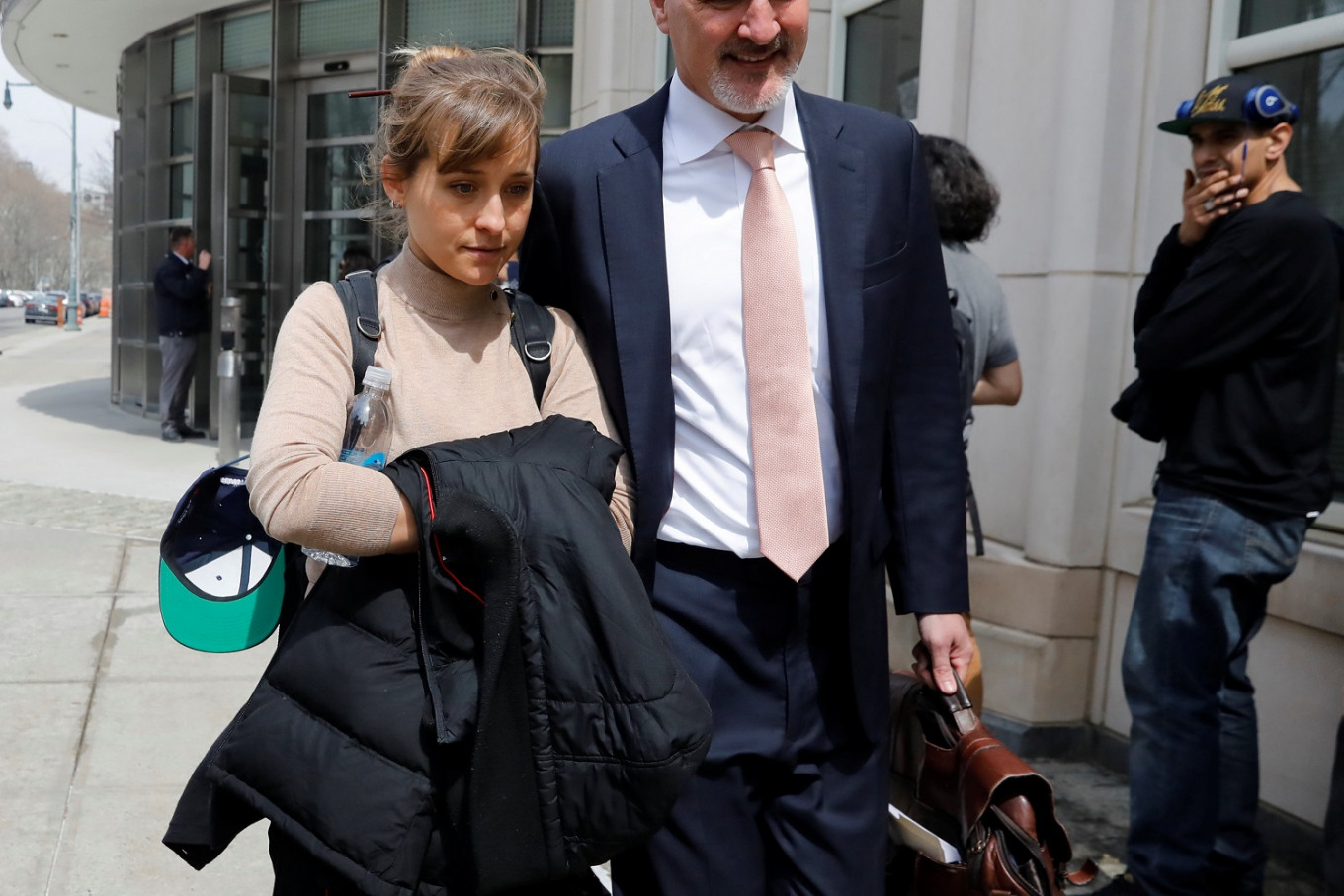 Smallville Actress Allison Mack Pleads Guilty In Sex Cult Case Entertainment The Jakarta Post