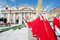 The Vatican launches a smart, connected e-rosary to help people pray