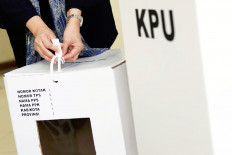 KPU says human error caused inconsistent vote recap data