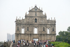 Macau: Charming mix of landmarks, lights