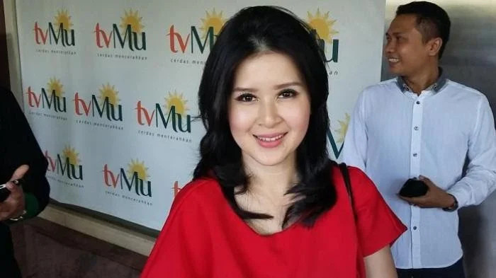 Grace Natalie, a former television news anchor who is currently deputy chair of the youth-oriented Indonesian Solidarity Party (PSI), attends a tvMu event on March 26, 2015 at Muhammadiyah headquarters in Central Jakarta. 