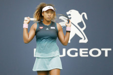 Osaka reverses course, will play WTA semi-final