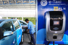 PLN guarantee electricity supply for electric car operation by Blue Bird