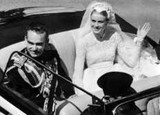 Fashion icon Grace Kelly honored at Christian Dior museum in France