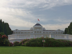 Singapore president to launch Lego replica of Istana at open house