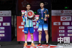 Badminton's top two clash to decide Asia title