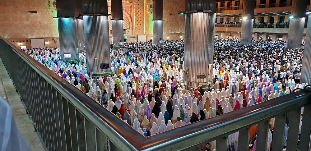Covid 19 Groups Call On Muslims To Pray At Home National The Jakarta Post