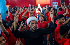 In Iraq, religious rap meets a chorus of controversy