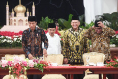 Golkar, Gerindra race for MPR post