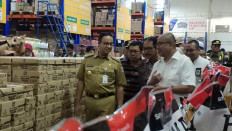 Anies inspects market following skyrocketing garlic price