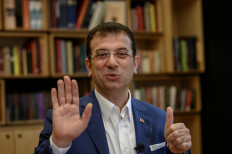 Deposed Istanbul mayor vows 'revolution' for democracy