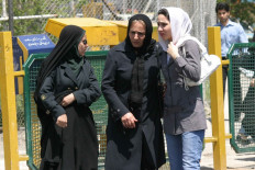 Students clash over hijab at Tehran University