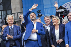 Le Pen says Wilders election upset gives hope to Europe