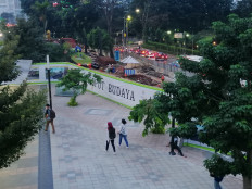 Renovated sidewalks to feature performances, encourage 'walking culture'