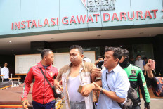 Hospitals decline to confirm gunshot wounds