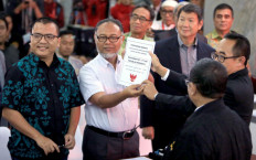 Police to question former deputy minister Denny in court leak case