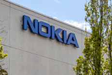 Got any signal up here? Nokia to build mobile network on the moon