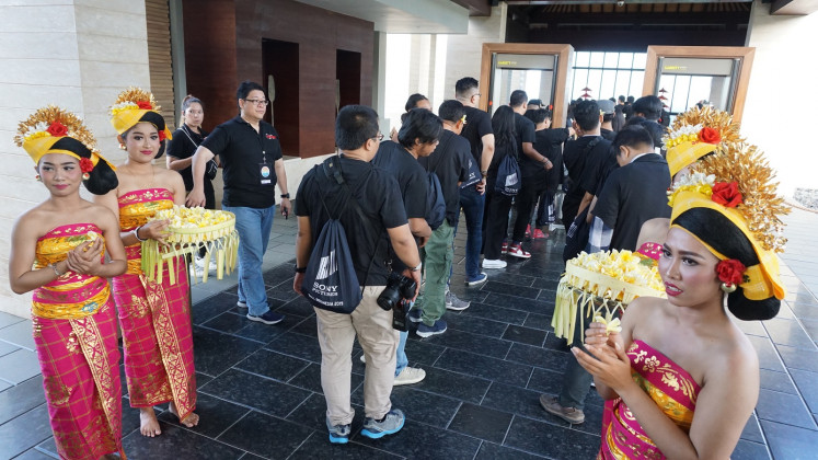 Registered fans and media were picked up in a mall in Kuta area, Bali, to be escorted to the location of meet and greet event with Spider-Man's Tom Holland. 