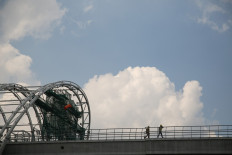 Jl. Setiabudi Tengah closed by Greater Jakarta LRT construction