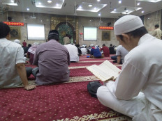 Coming to an end: Muslims enliven last 10 nights of Ramadan