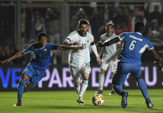 Messi scores twice as Argentina routs Nicaragua 5-1