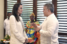 UN envoy Jolie meets Colombian president over Venezuelan migrant kids
