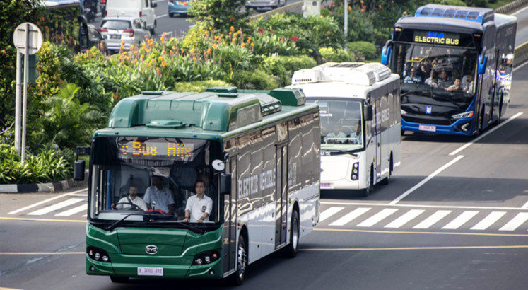Transjakarta electric bus first trial ends with optimism