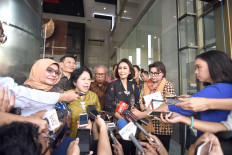 Activists demand equal opportunity for KPK leader candidates