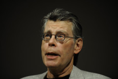 US best-selling author Stephen King talks during a press conference in New York on February 9, 2009. 
