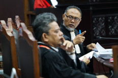 Prabowo’s lawyer accuses Jokowi of using state funds to 'influence voters'