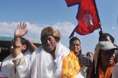 Everest summits smash records amid deadly bottlenecks