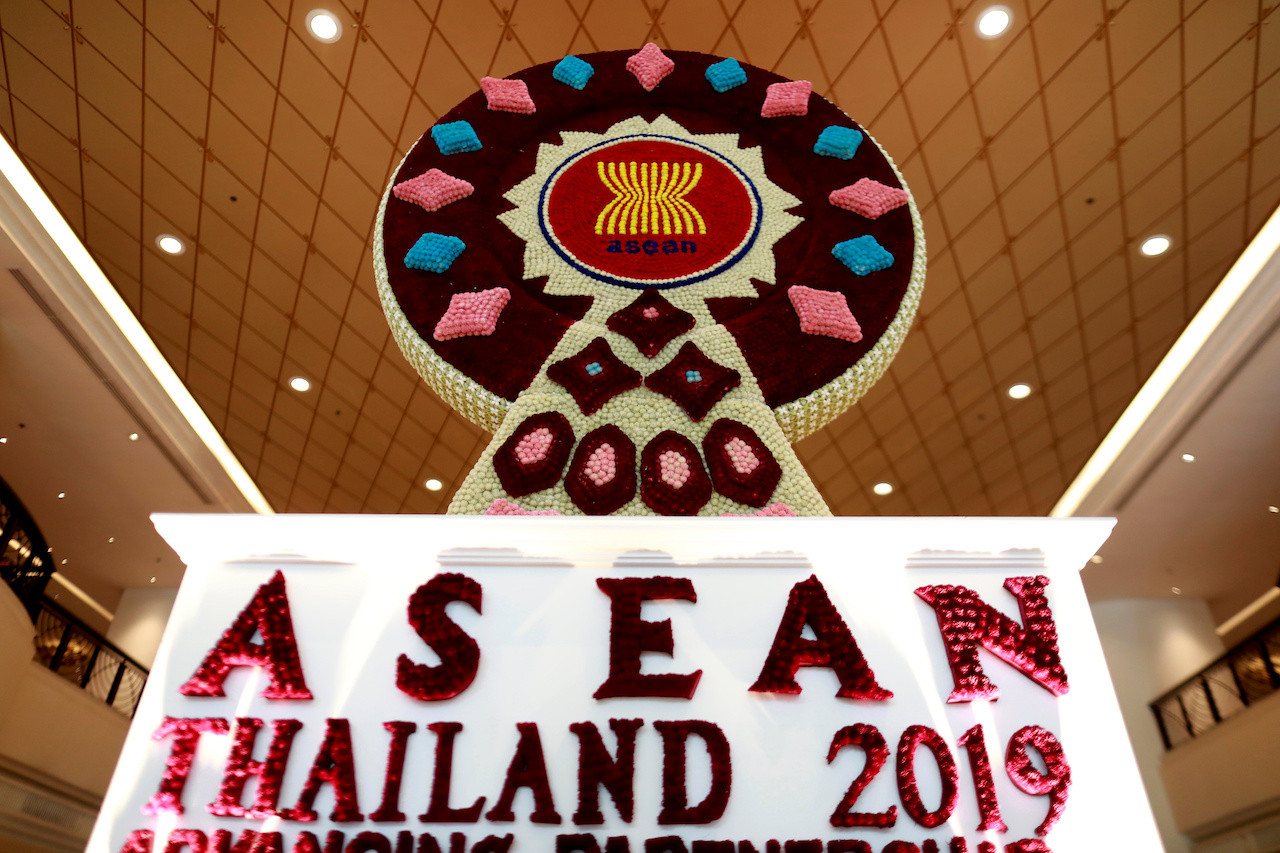 The ASEAN logo, made out of flowers, is seen before the 34th ASEAN Summit takes place, in Bangkok, Thailand June 19, 2019. Image: Reuters/Soe Zeya Tun