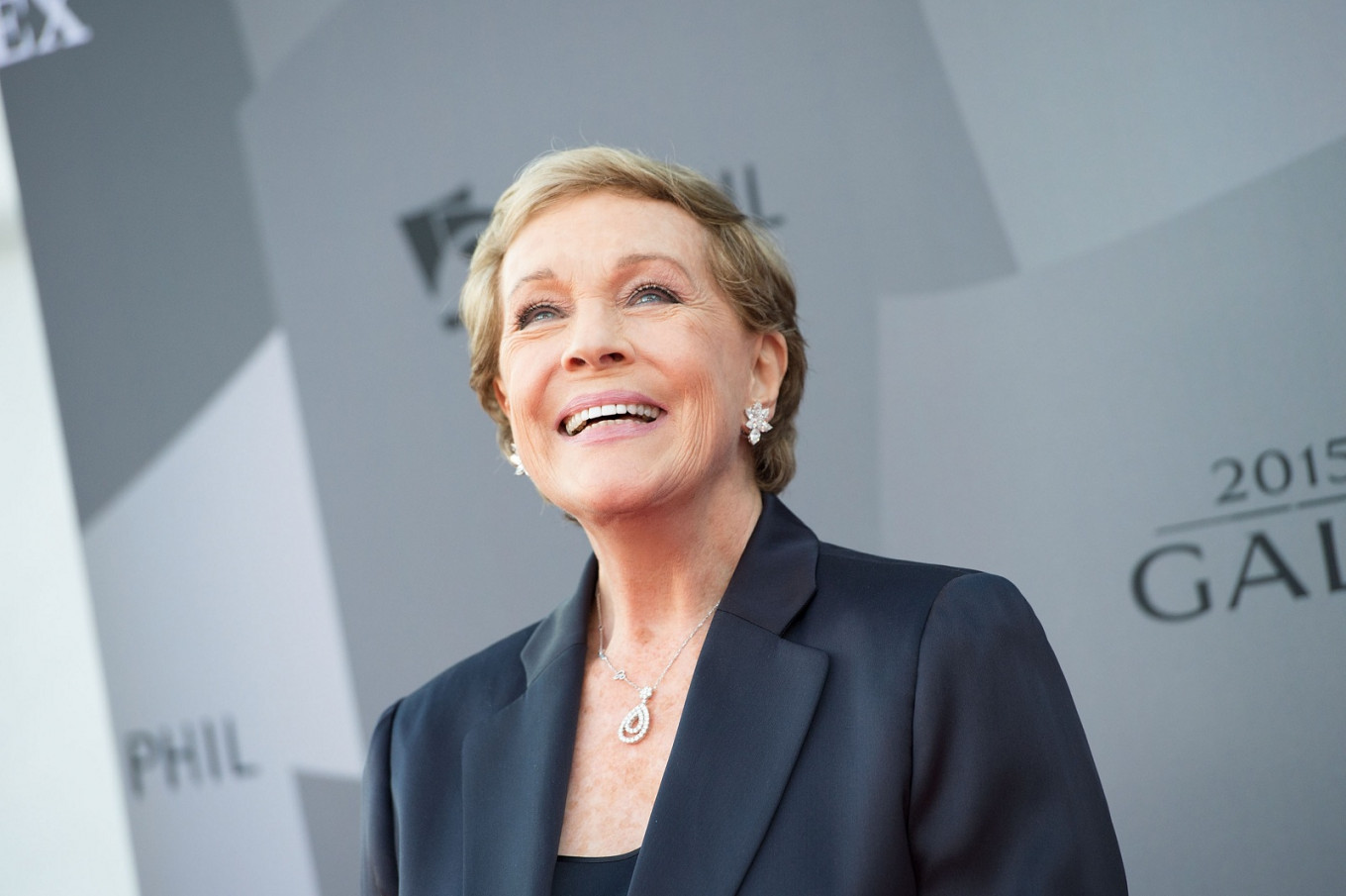 Old Porn Nude Julie Andrews - Mary Poppins shocker: 'I swear a lot' admits Julie Andrews ...