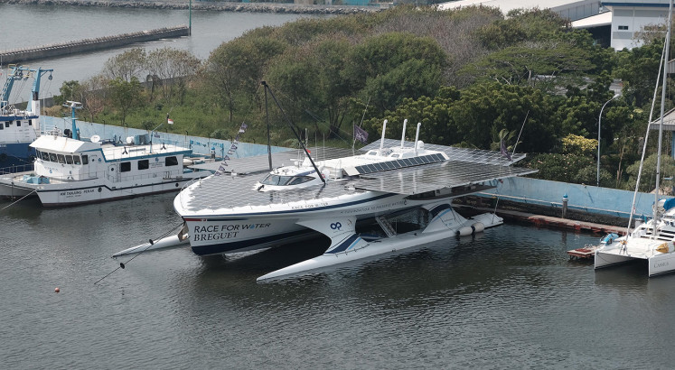 Race for Water: Solar-powered boat transits in Jakarta